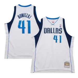 Dirk Nowitzki Dallas Mavericks 2010/11 Notable Hardwood Classics Swingman Jersey White